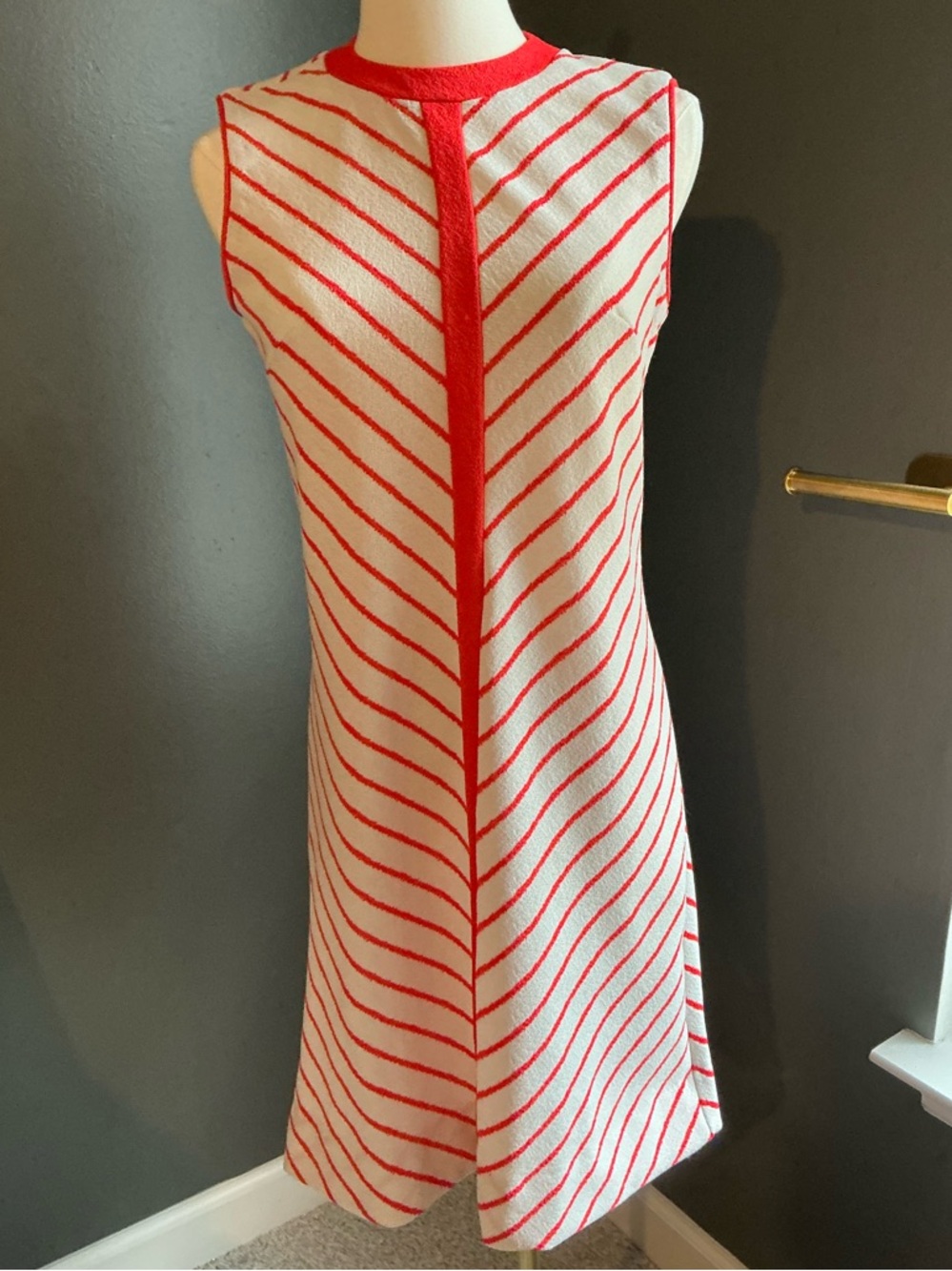 Vintage The Wilroy Traveler Dress, Red and White Chevron Print